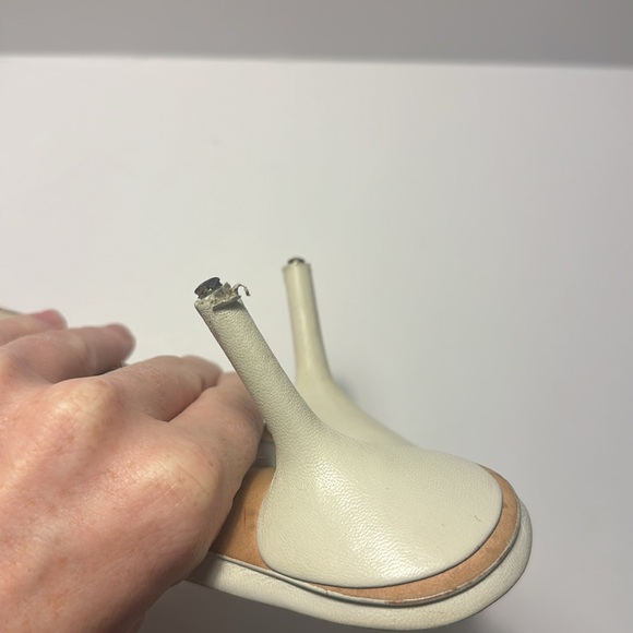 Gucci vintage braided strappy heel size 5B **needs heel posts *can buy on Amazon - Picture 15 of 15